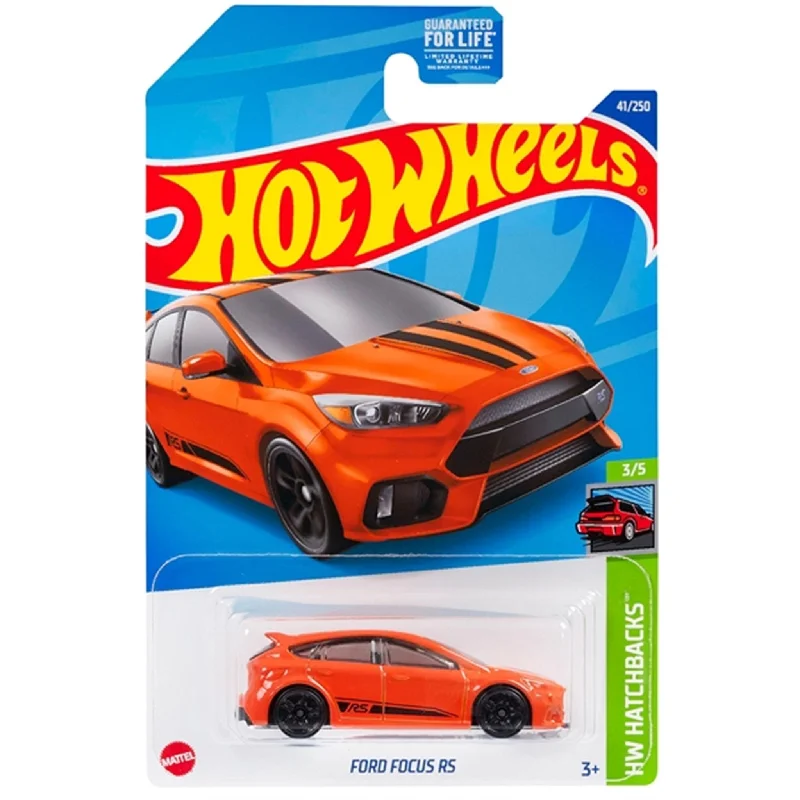 Die - Cast Model of a Military Jeep with Camouflage Paint and Weapon AccessoriesHot Wheels Basics Ford Focus RS