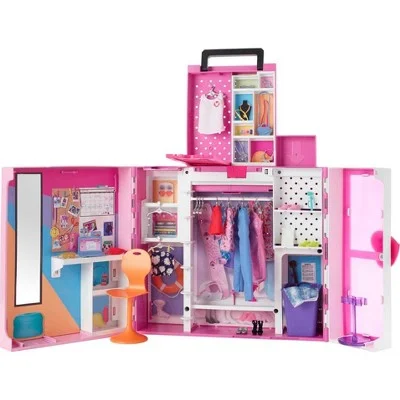 Barbie Fashionista Action Figure with Trendy Streetwear and AccessoriesOpen Box - Barbie Dream Closet Playset