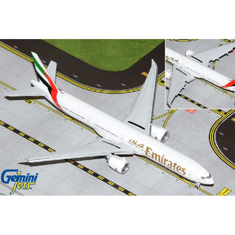 DIY Solid Wood Airplane Models Toys for Aviation Hobbyists1/400 Emirates B777300ER A6END flaps down