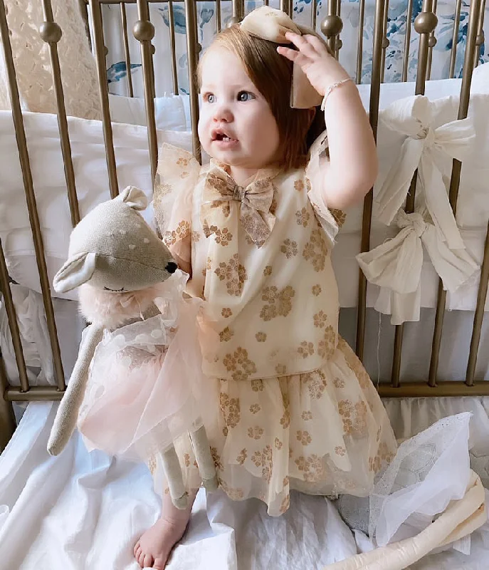 Collector - Grade Porcelain Dolls with Hand - Painted Facial Features and Custom - Made AccessoriesDaisy Doe Heirloom Doll