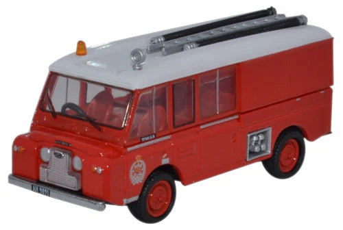 RC Monster Truck with Large - Scale Tires and a High - Torque Motor for Extreme ManeuversOxford Diecast Land Rover FT6 Carmichael New Zealand Fire Service