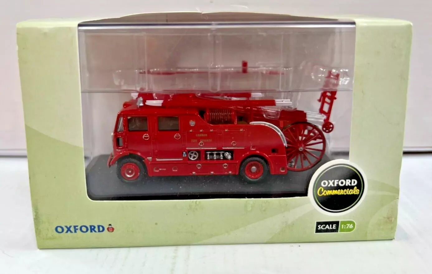 Radio - Controlled Drift Car with Adjustable Suspension and High - Grip TiresOxford Diecast London Fire AEC Regent III - 1:76 Scale